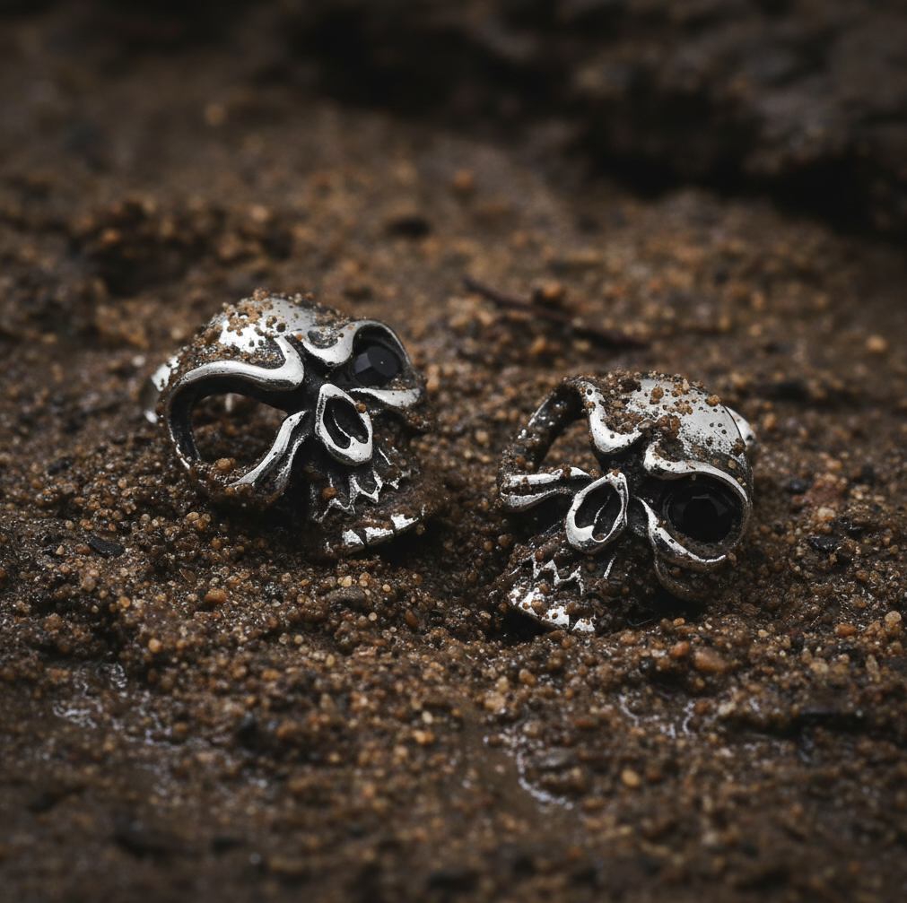 Black Eyed Skull Post Earrings Unisex Stainless Steel SE22
